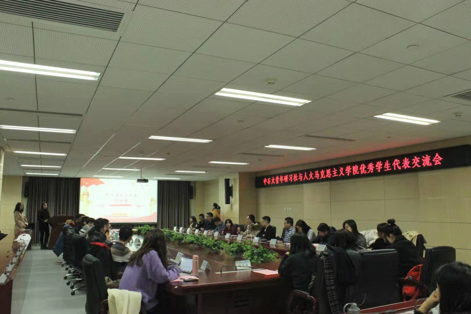 ea776497877d454488849ddde90b15de.jpg ea776497877d454488849ddde90b15de.jpg