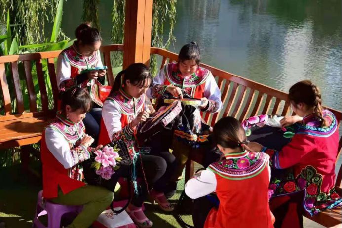 09f84151c3de497d8c4e5c0d0915102a.jpg 09f84151c3de497d8c4e5c0d0915102a.jpg