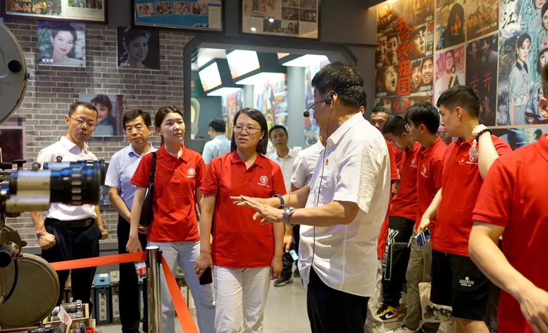 1a4de284354643179bd50da698bdedb0.jpg 1a4de284354643179bd50da698bdedb0.jpg